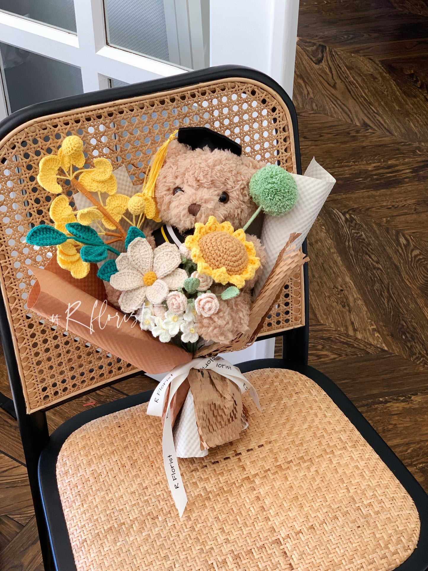 Graduation Teddybear Crochet Bouquet| Sunflowers| Preserved Flower