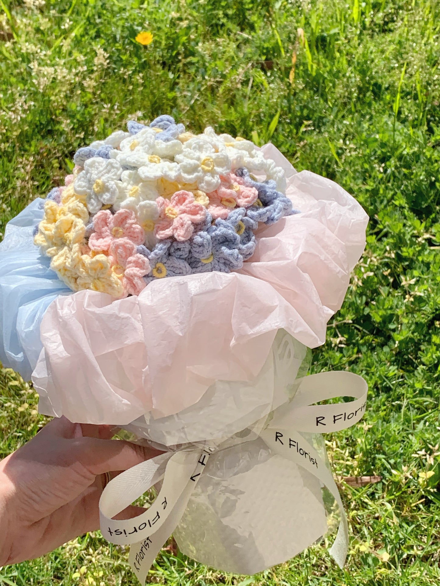 mini Multicolor Crochet Bouquet| preserved flower present