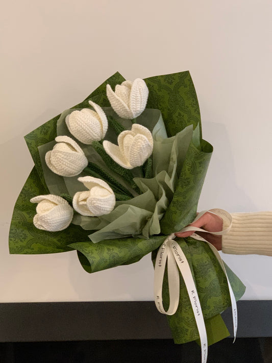 6 White Tulips Crochet Flower Bouquet| Preserved Flower