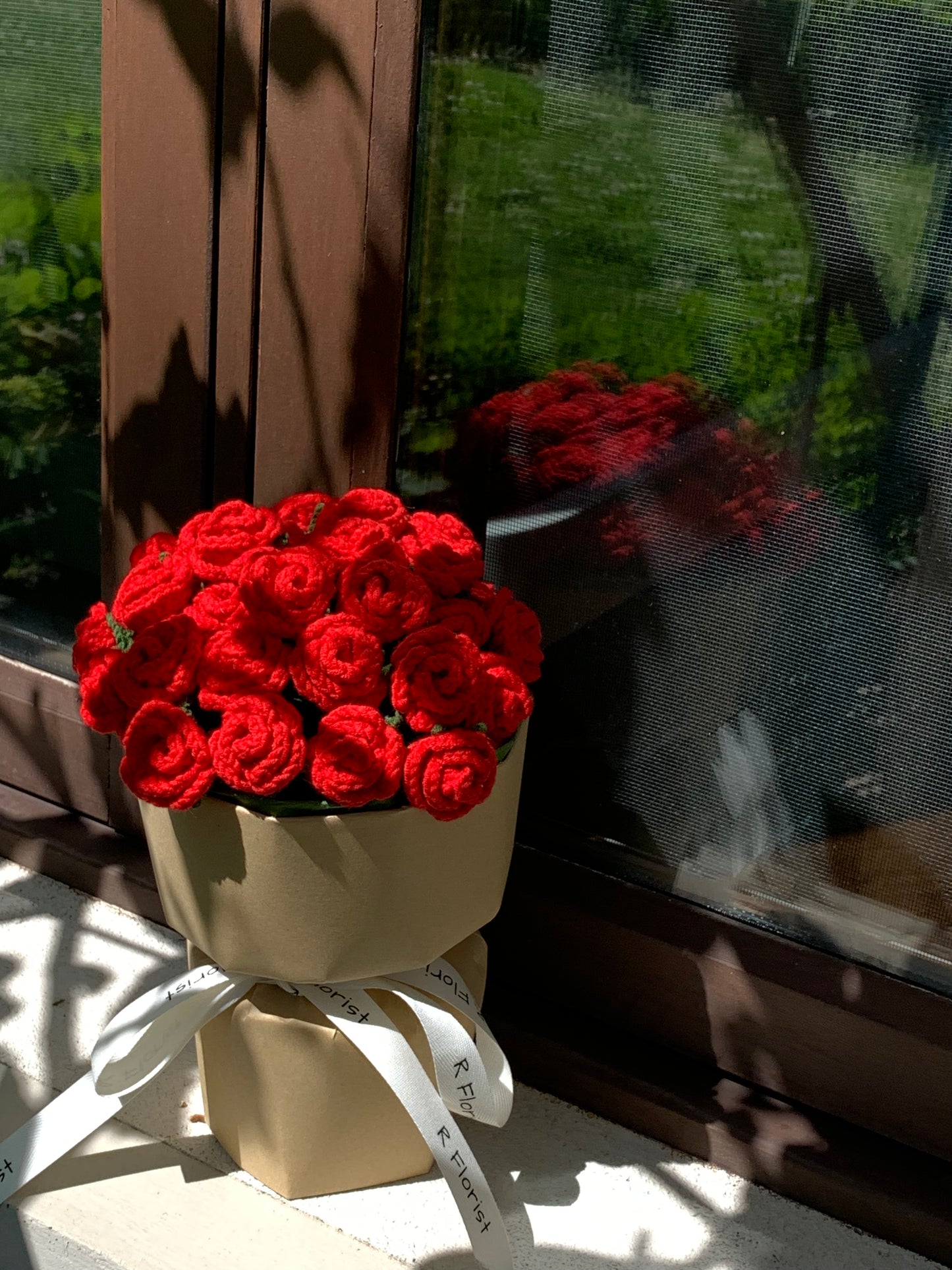 mini Roses Crochet Bouquet| preserved flower