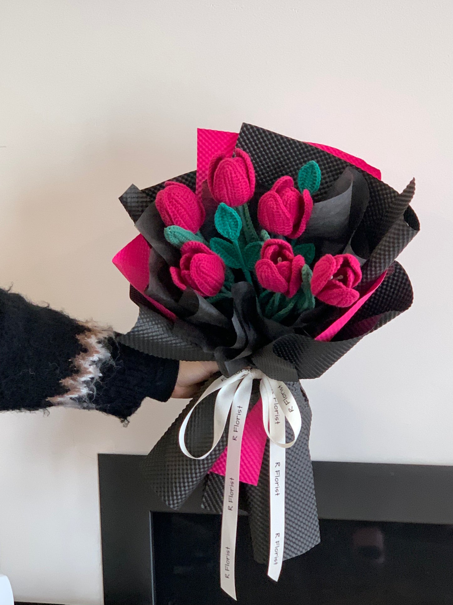 Romantic Black Pink Tulips Crochet Flower Bouquet| Preserved Flower