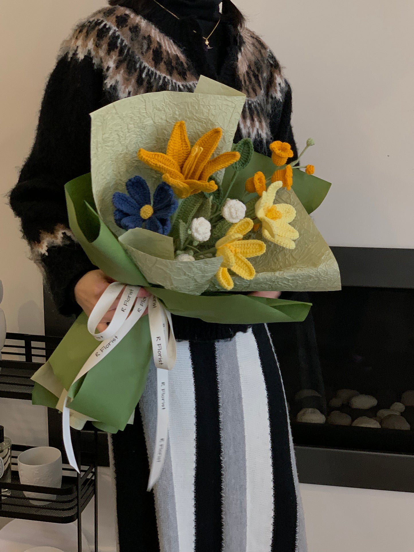 Retro Lily Daisy Crochet Bouquet| Preserved Flower